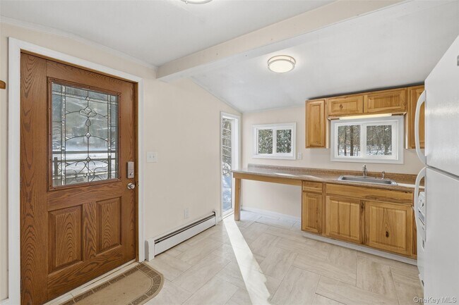 Photo - 269 Oakland Valley Rd