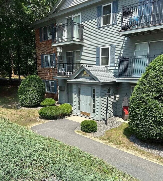 Photo - 11 Saint James Pl Unit 11