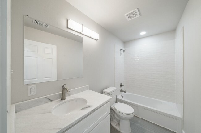 Photo - Beautiful newly remodeled 3 bd | 2 ba Available NOW! Located 10 min from Alamo Quarry!