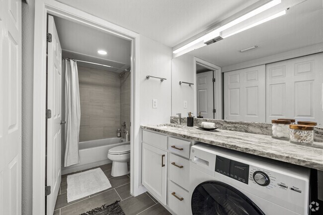 1BR, 1BA - 550SF