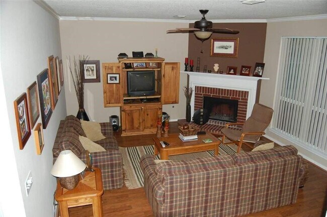 Photo - 2802 Sunbird Dr