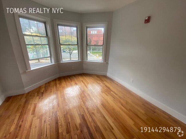 Building Photo - 99 Yonkers Ave Unit 2R Rental