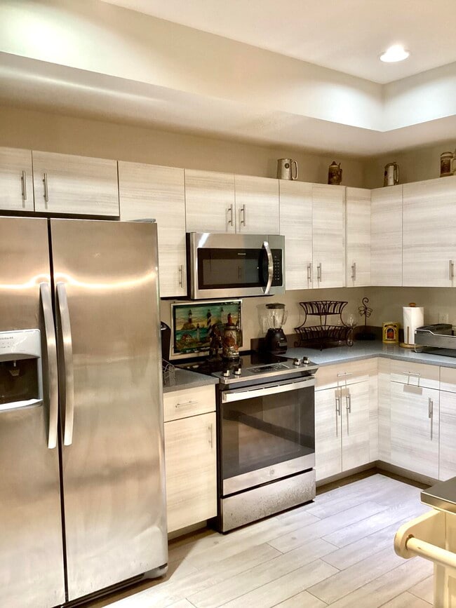 Photo - 23 Highland Dr SW