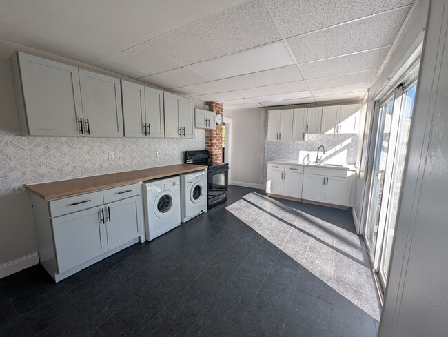 Photo - 25 Noyes Ave Unit 2