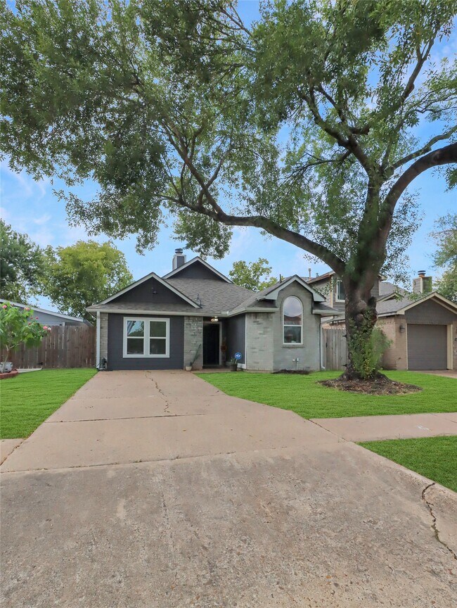 Photo - 5622 Lycomb Dr