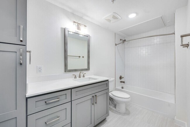 Photo - Correo Place