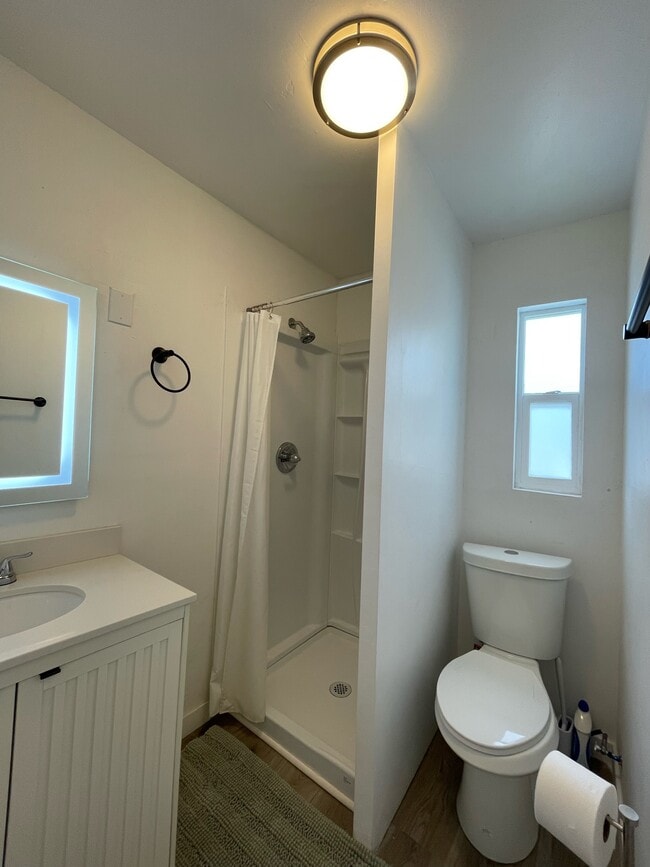 Photo - Von Hagen Carriage House 745