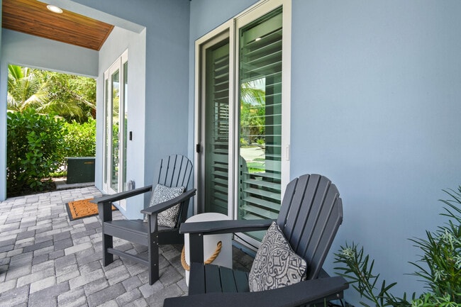 Photo - 4650 SE Manatee Way