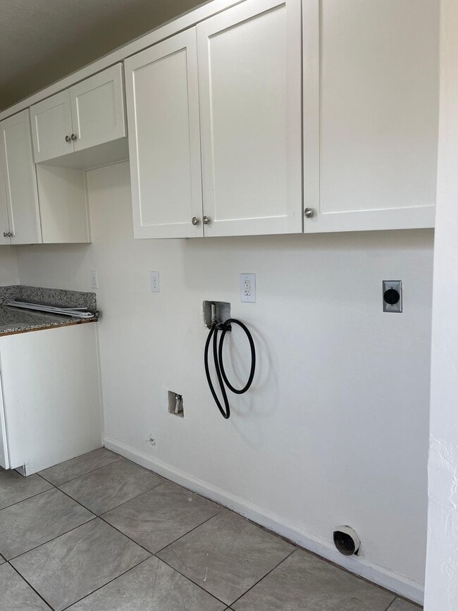 Photo - 1426 Lake St Unit 1426-D