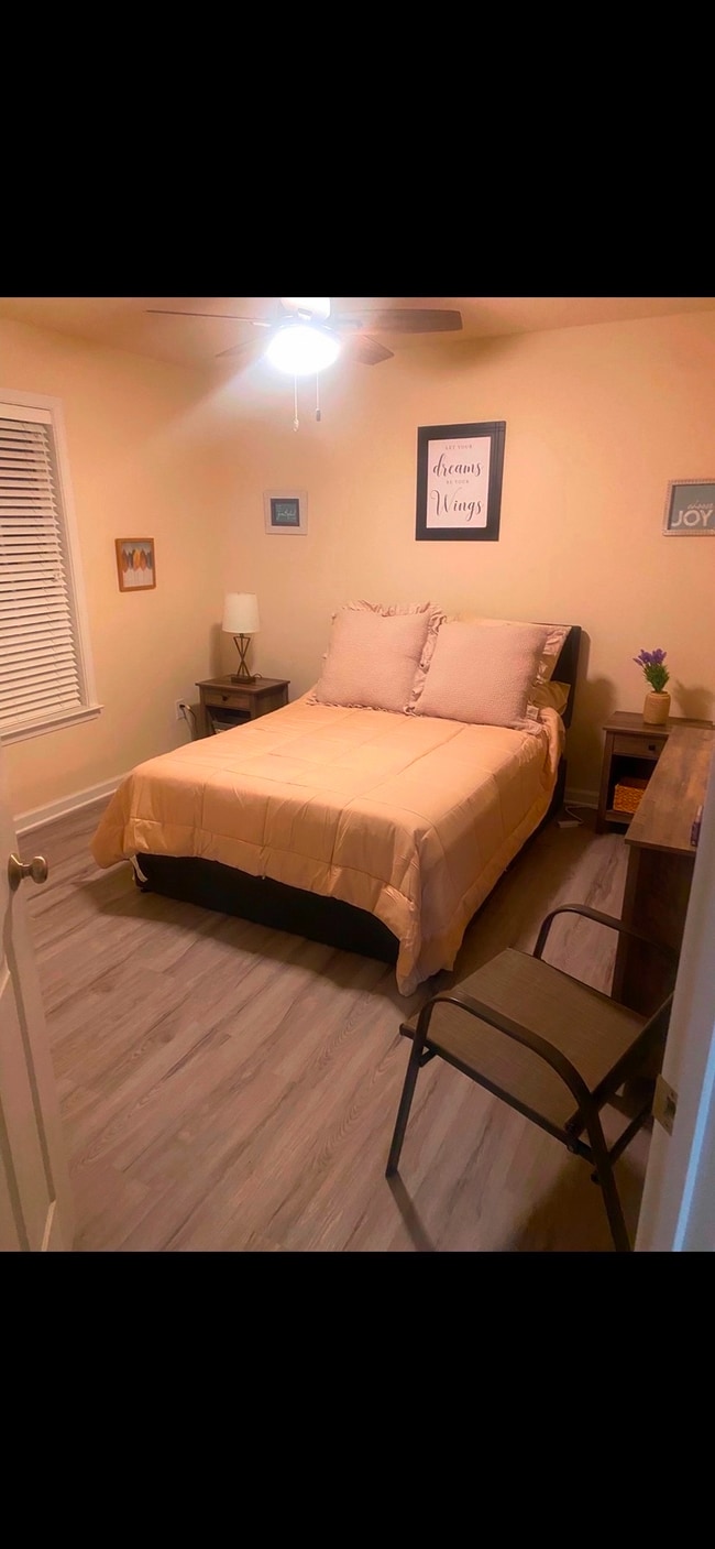 Photo - 4345 Cedarcroft Ct Unidad 1A