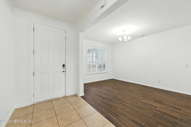 Photo - 1002 Wetland Ridge Cir