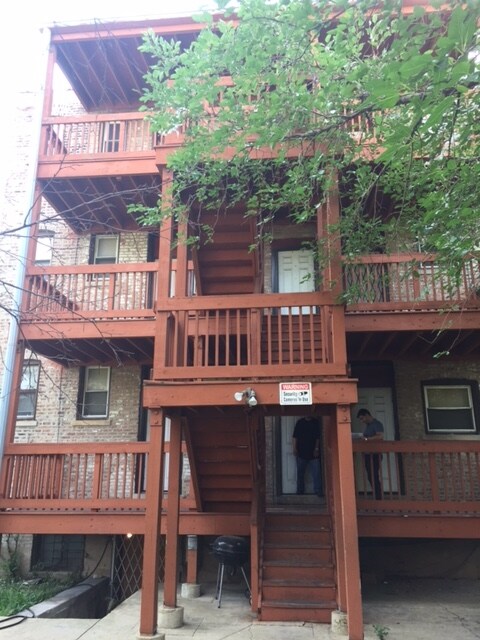 Photo - 5430-5432 S Indiana Ave