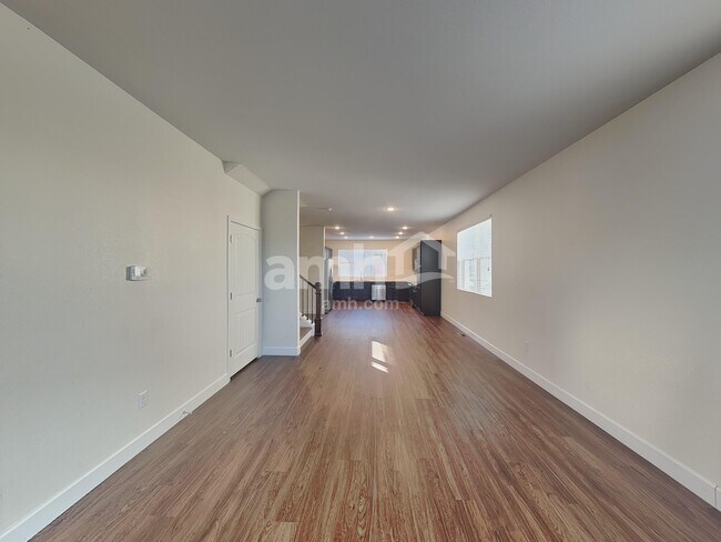 Photo - 4775 Crestone Peak St