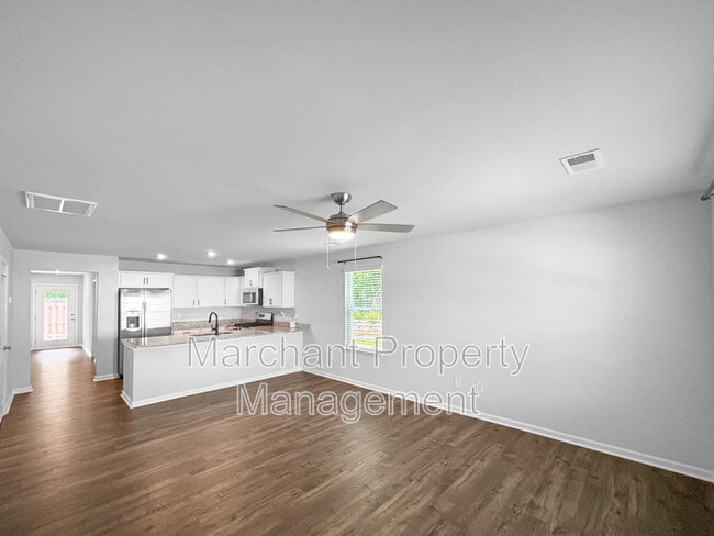 Photo - 403 Moss Branch Ct