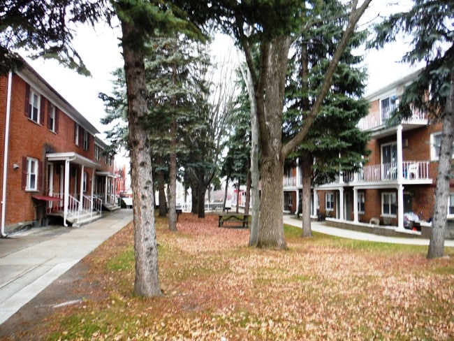 Wade Estates