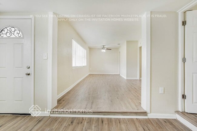 Photo - 907 N Hastings St
