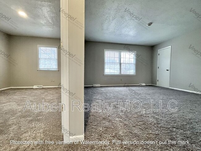 Photo - 7211 Montana Ave