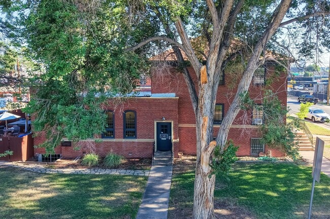 Photo - 1301 W Dakota Ave
