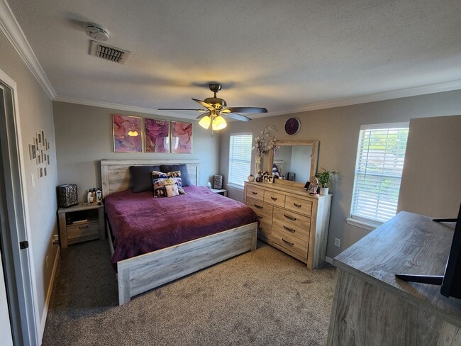 Photo - 3 Bedroom 2.5 Bath in TOWN SOUTH ESTATES