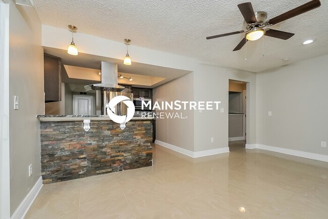 Photo - 3 Bedroom Pet-Friendly Home in BRANDON, FL with Main Street Renewal