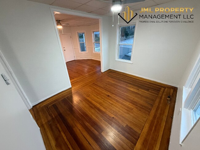 Photo - 28 McClure Pl Unidad 1