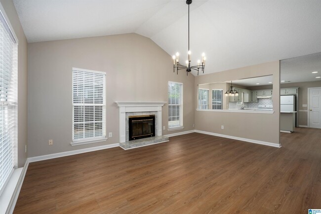 Photo - 132 King James Ct