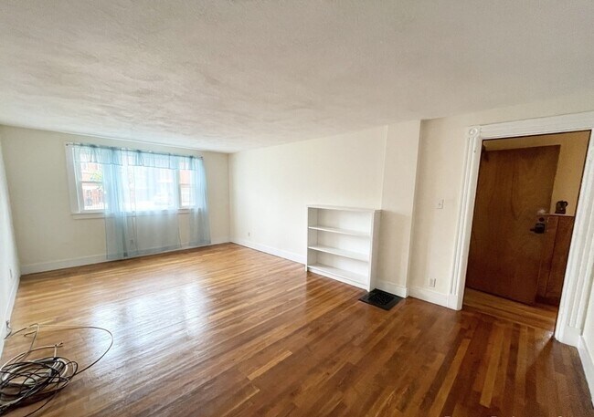 Photo - 72 Roseclair St Unit 1