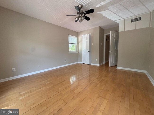 Photo - 1540 Lincoln Way Unit 201