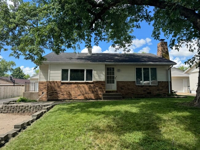 Building Photo - 413 30th Ave W Rental