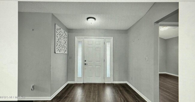 Photo - 3317 Cancun Dr E