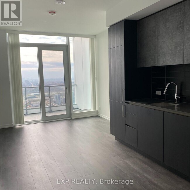 Photo - 1000 Portage Pkwy Unit Ph07