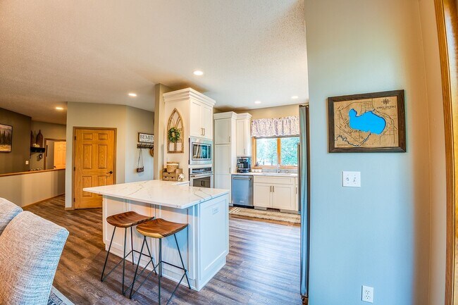 Photo - 416 Roosevelt Rd SW