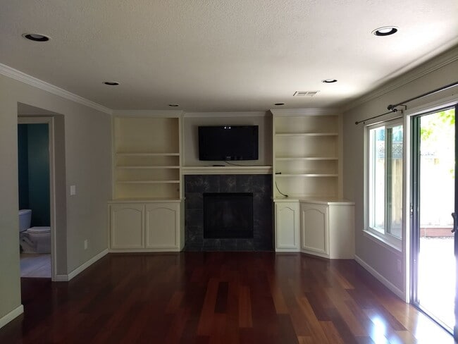 Photo - Updated 3 Bed 2.5 Bath Home!