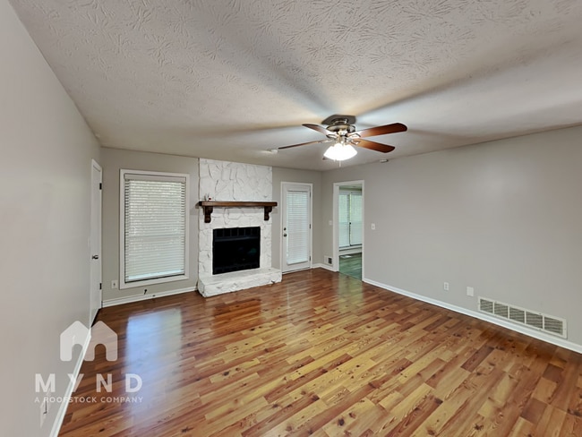 Photo - 1253 Blazing Ridge W SW