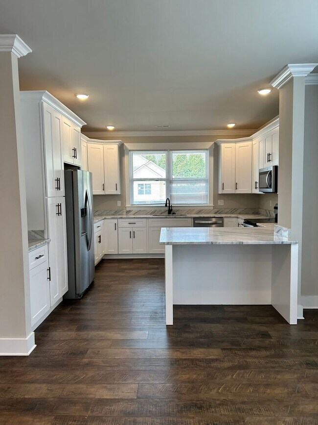 Photo - Beautiful New Build 4 Bed, 2.5 Bath, 2 Car...
