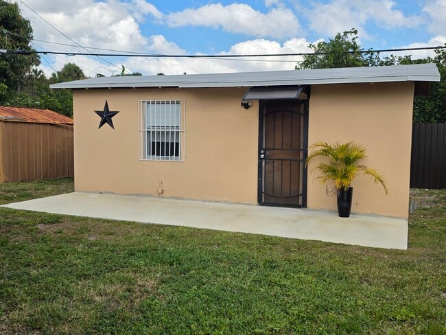 Building Photo - 585 NW 117th St