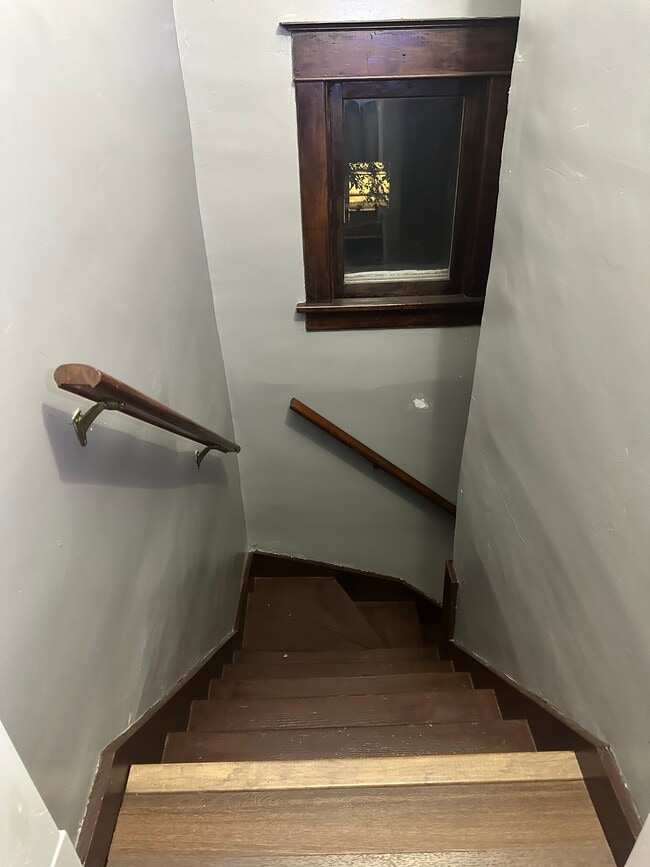 Photo - 1169 Nelson St