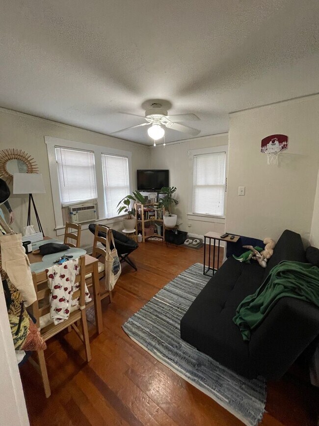 Photo - FALL 2026!!! Private 1 Bedroom Historic Ho...