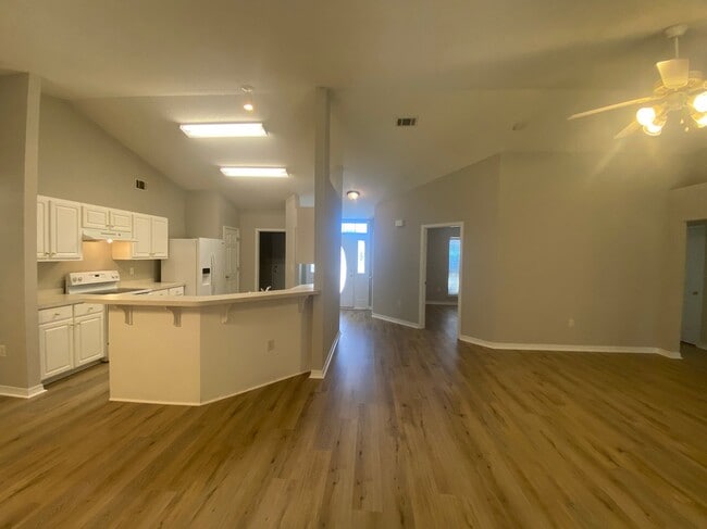 Photo - 9676 Parker Lake Cir