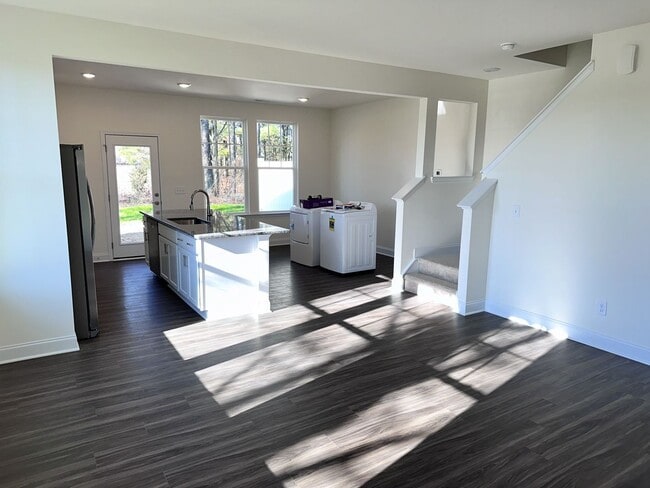 Photo - Brand New Construction 3 Bed 2.5 Bath End Unit Townhome In a Prime Location!!