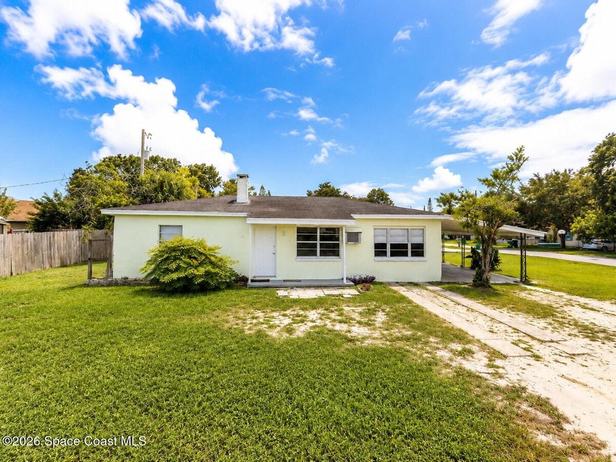Photo - 1105 Park Dr