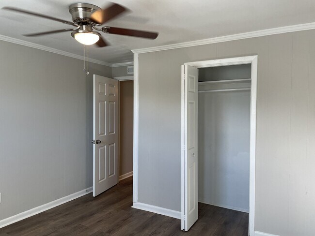 Photo - 102 Madrid St Unit 7