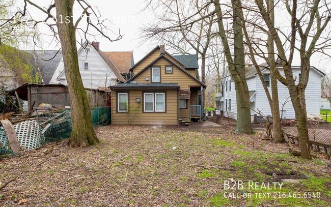 Photo - 1427 E 61st St Apartment
