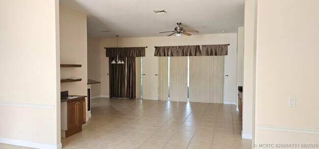 Photo - 2024 SW Driftwood St