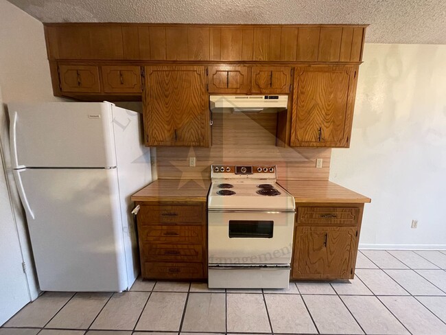 Photo - 3001 Lake Rd Unit # C