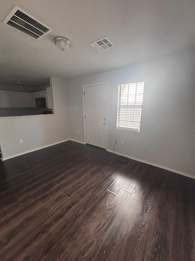 Photo - Ferrill St Triplex Unit #416