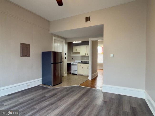 Photo - 2011 N 3rd St