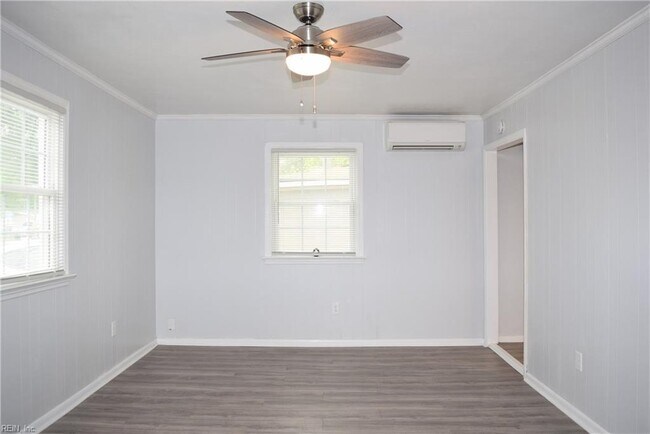 Photo - 1312 Sparrow Rd