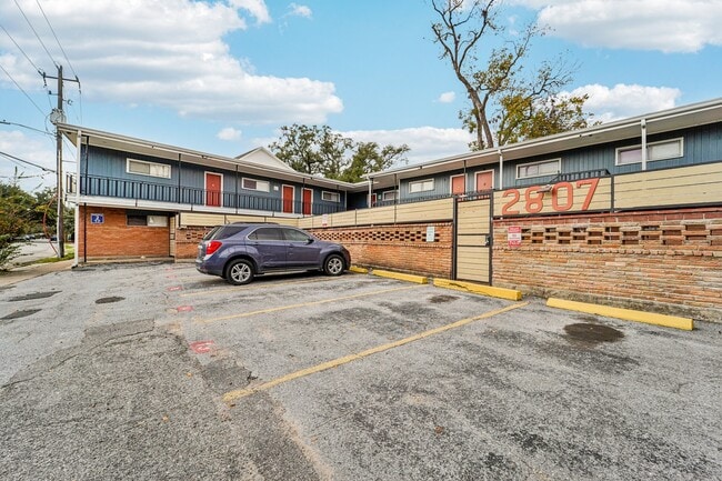 Photo - 2807 Beauchamp St Unit 11