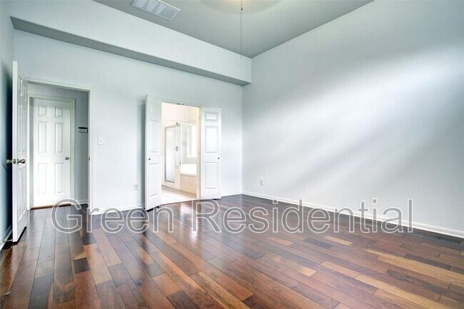 Photo - 10024 Hidden Falls Dr